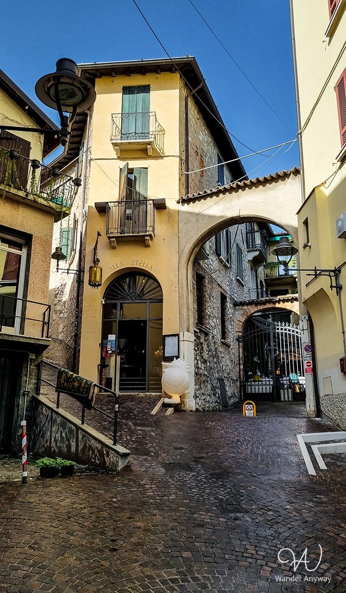 Historic Desenzano: A delightful blend of lakefront beauty, historic sites, and charming streets.